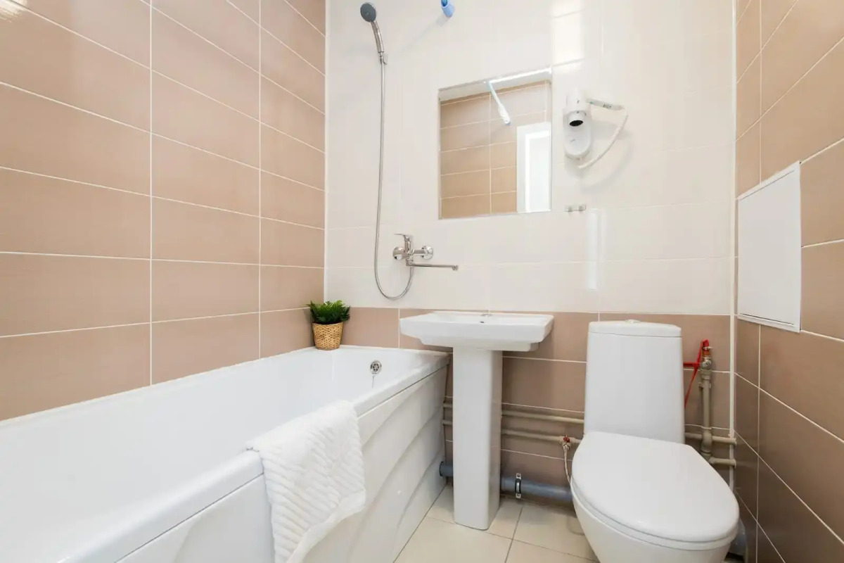 Апартаменты HomeHotel Горького 80/1