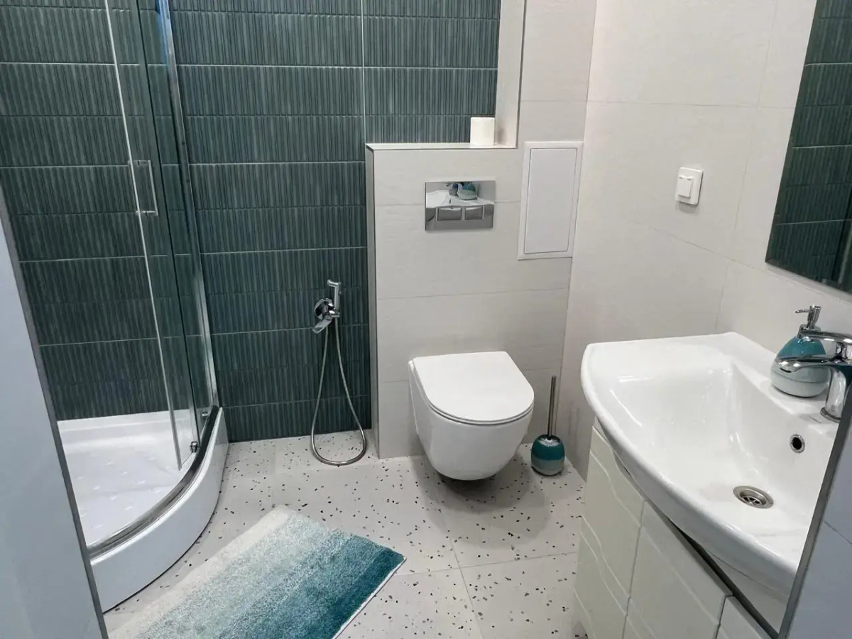 Апартаменты История на море