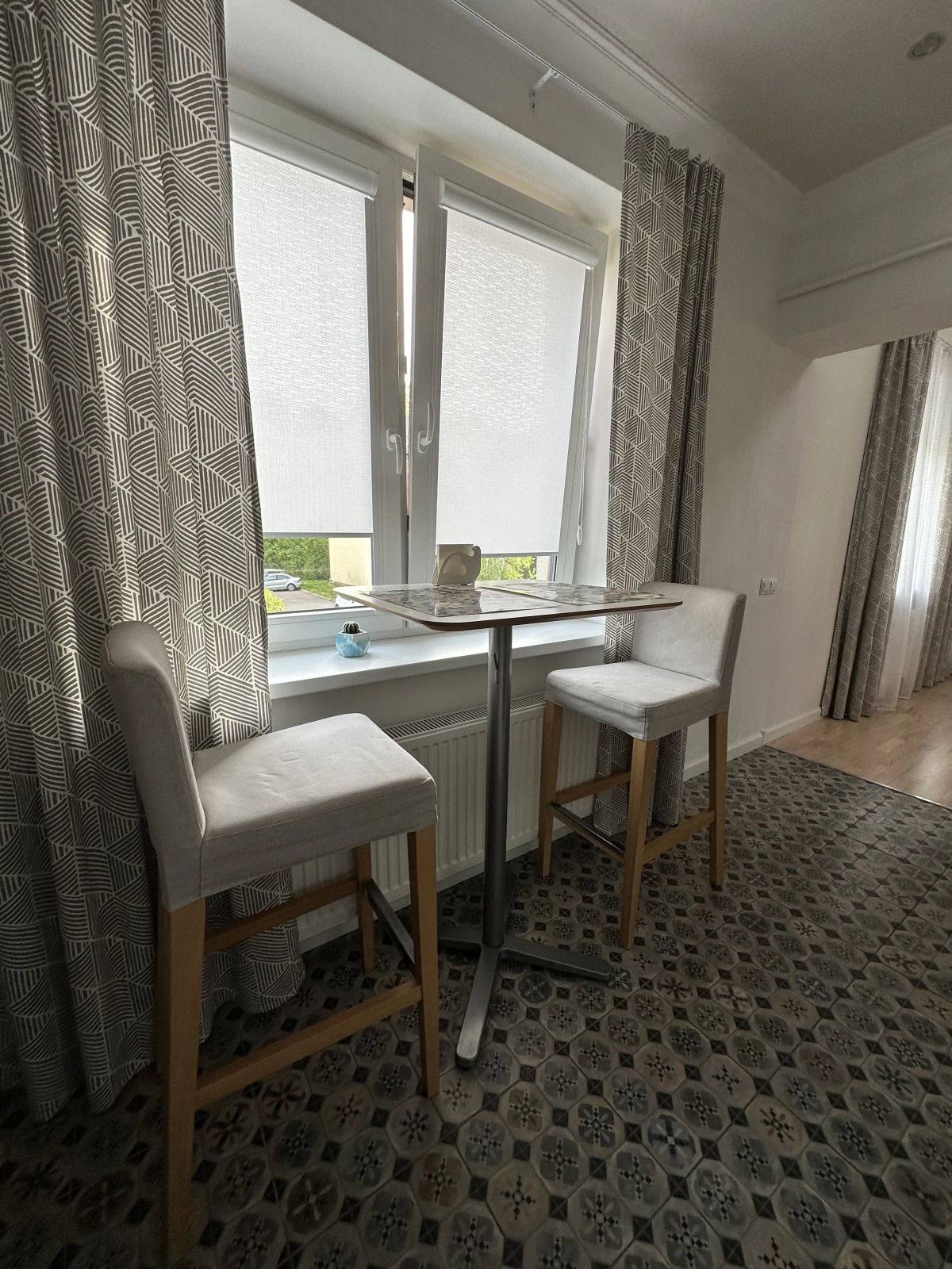 Апартаменты с двумя спальнями в частном доме