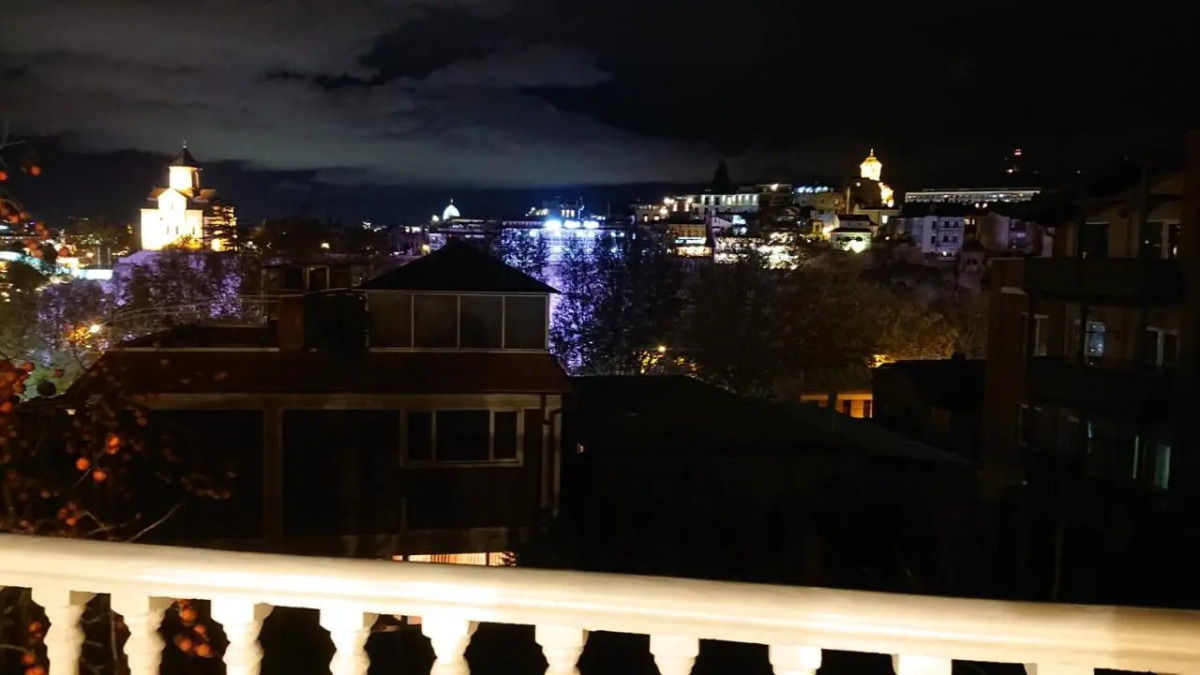 Отель Gvino Minda