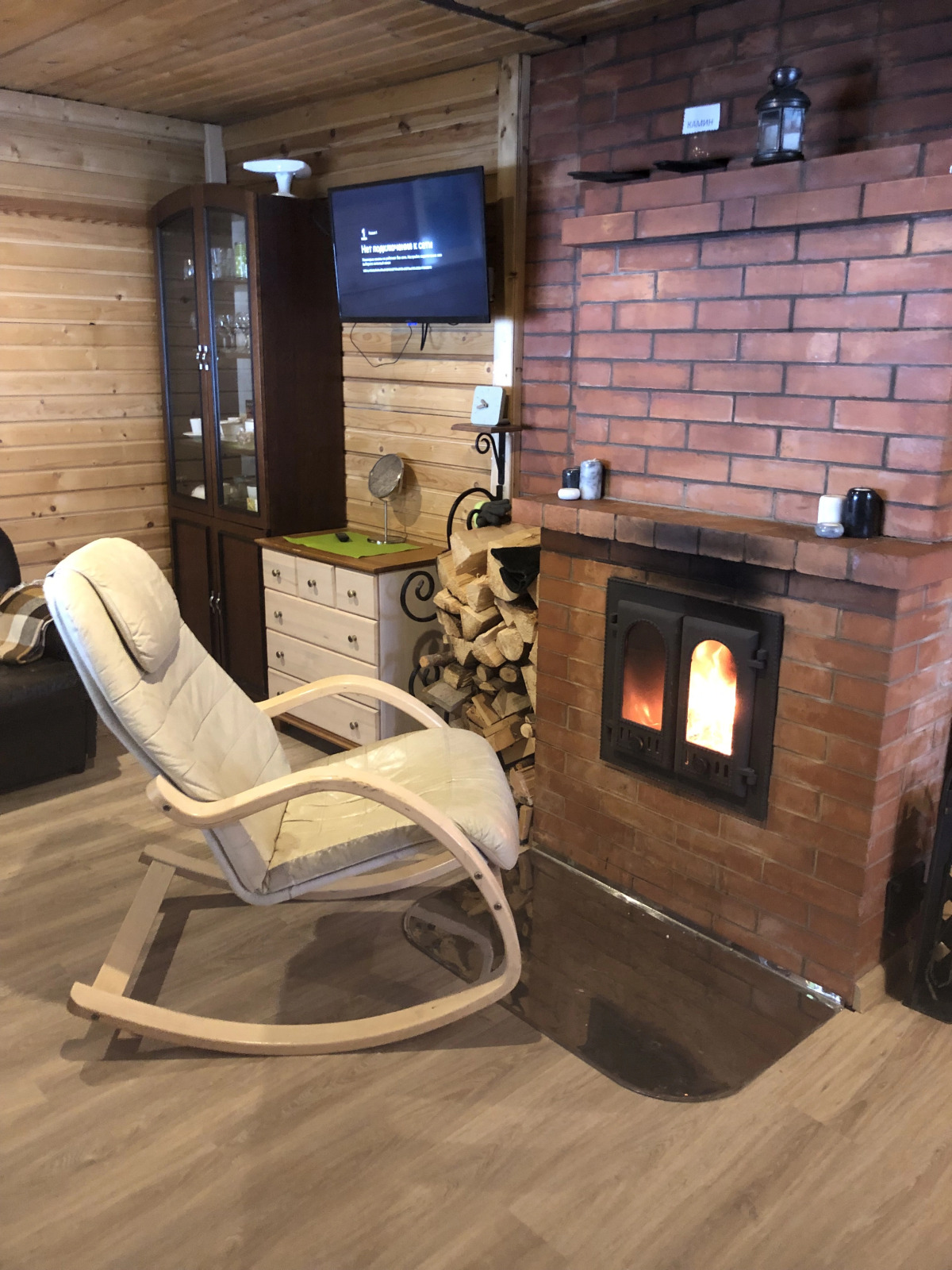 Частный дом Уединенный дом на берегу Ладоги