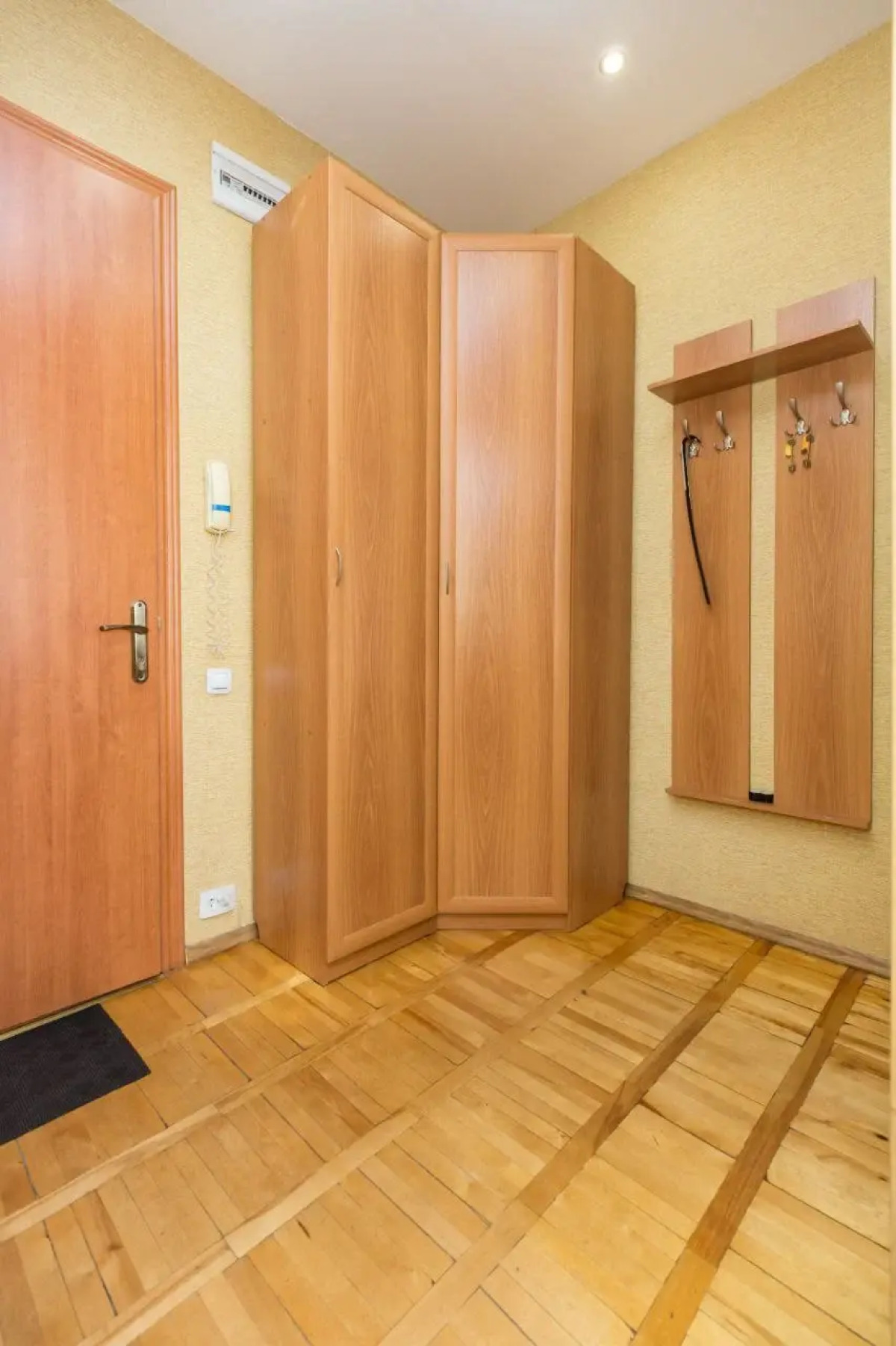 Квартира Типанова 16