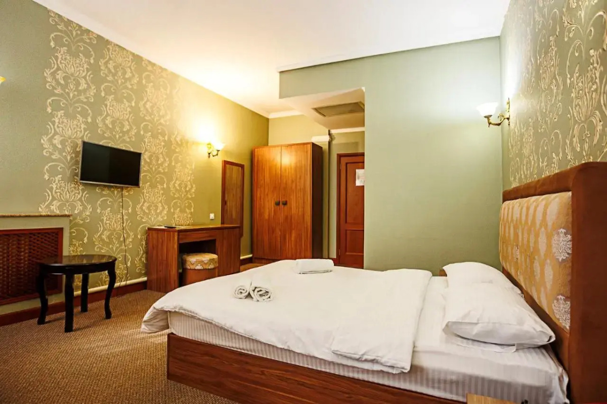 Отель Корсар