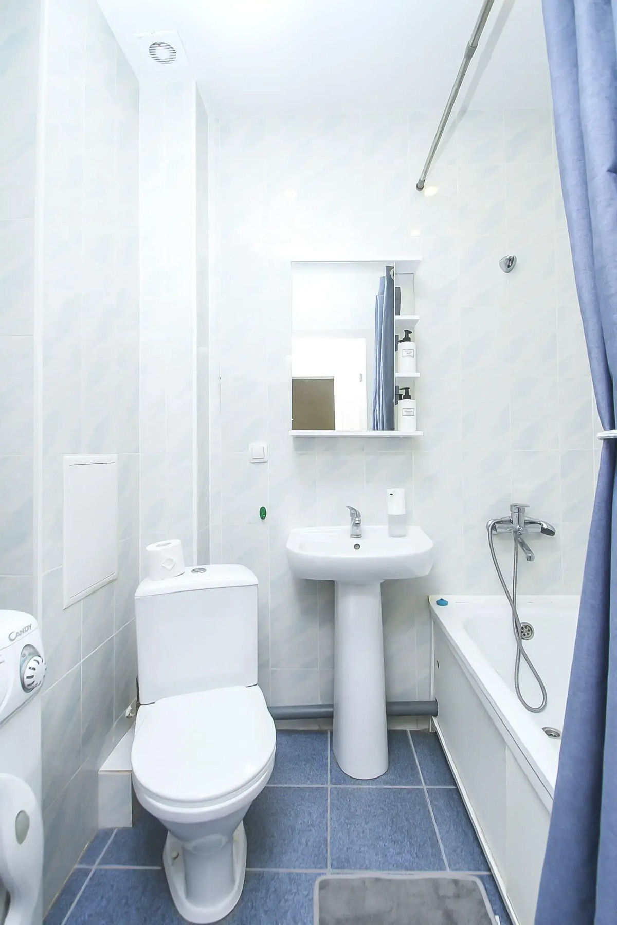 Апартаменты 1 комнатные Каролинского 9