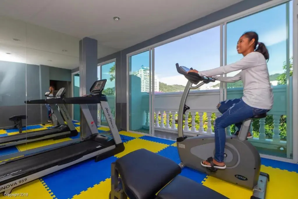 Отель Modern Living Residence  Phuket Patong