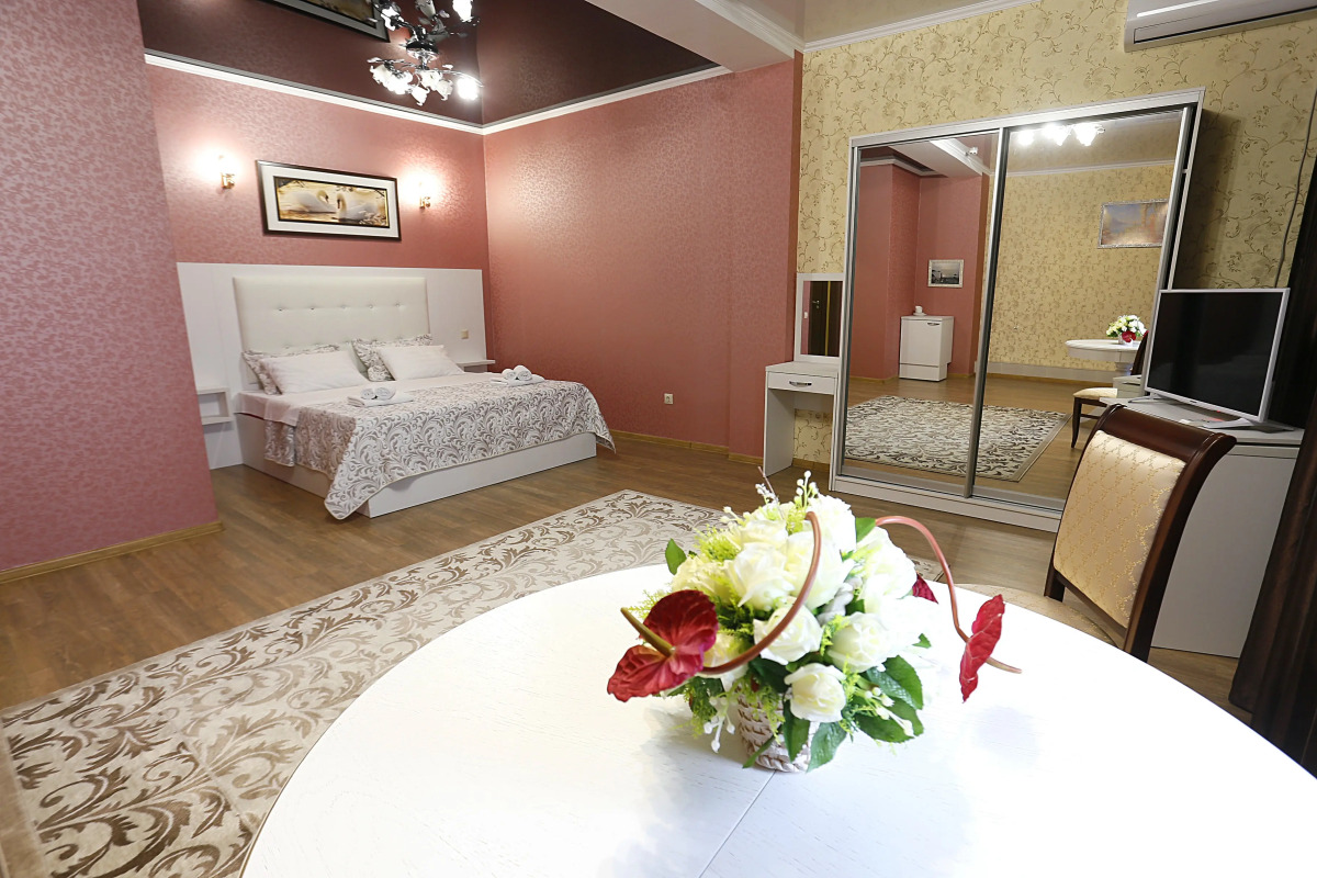 Отель Гранд Лион