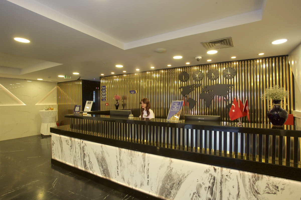 The Hera Platinum Hotel