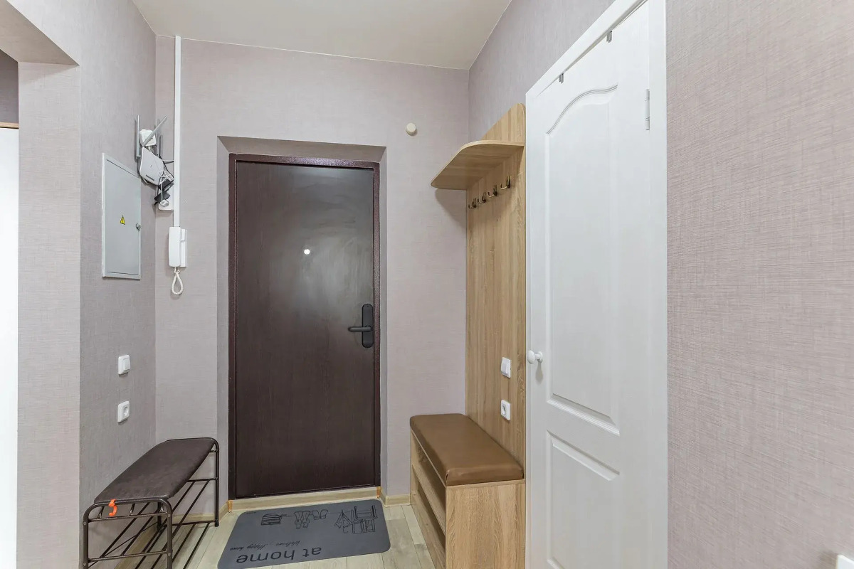 Квартира на Бурнаковская 105