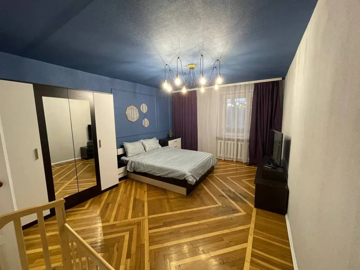 Квартира Толстой Демонстрации 38