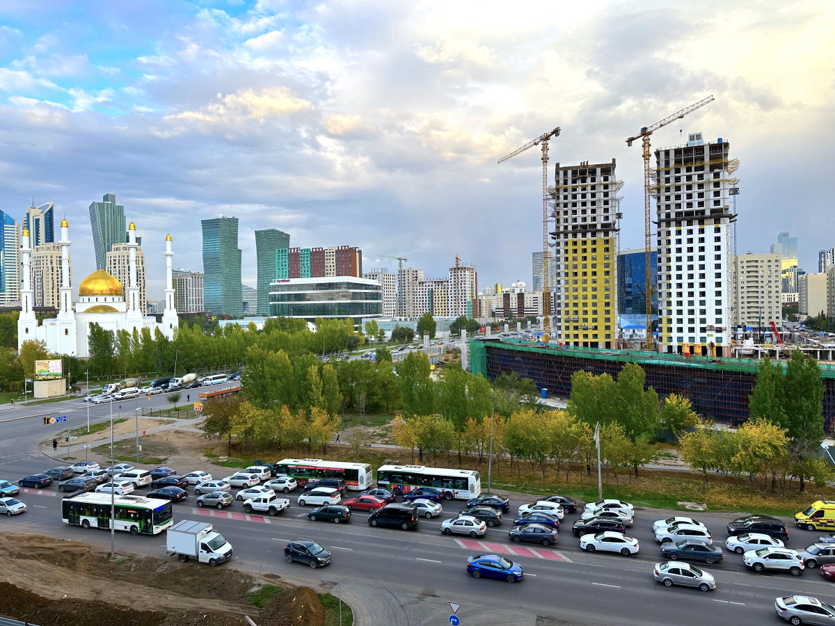 Апартаменты Almatau Astana