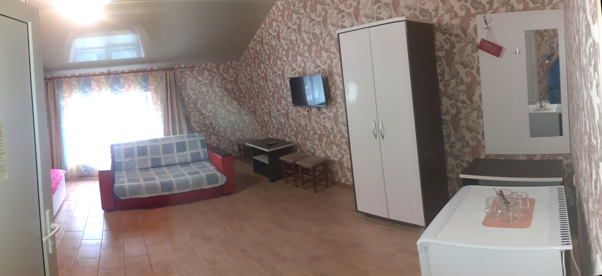 Гостевой дом Кристалл