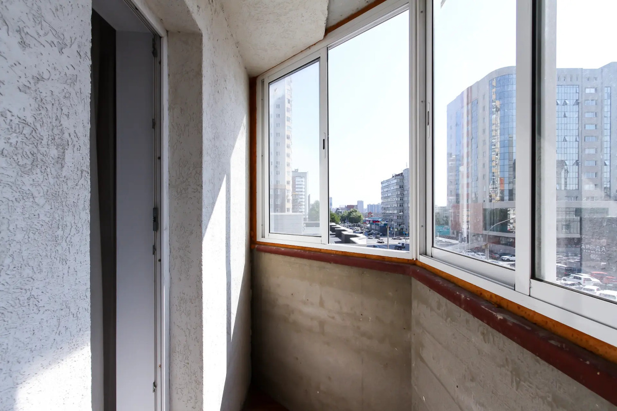 Апартаменты Фрунзе 49/2 этаж 4