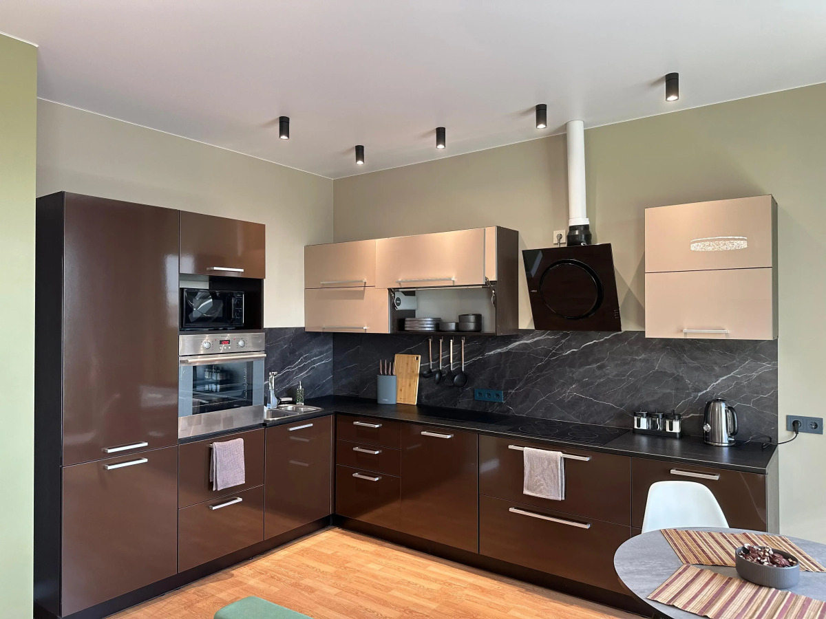 Квартира Уютная с Видом на Море и Город