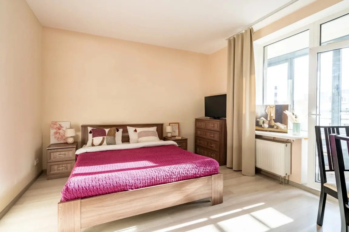Апартаменты Sergeew Apartments Комфорт с балконом у Невского Проспекта