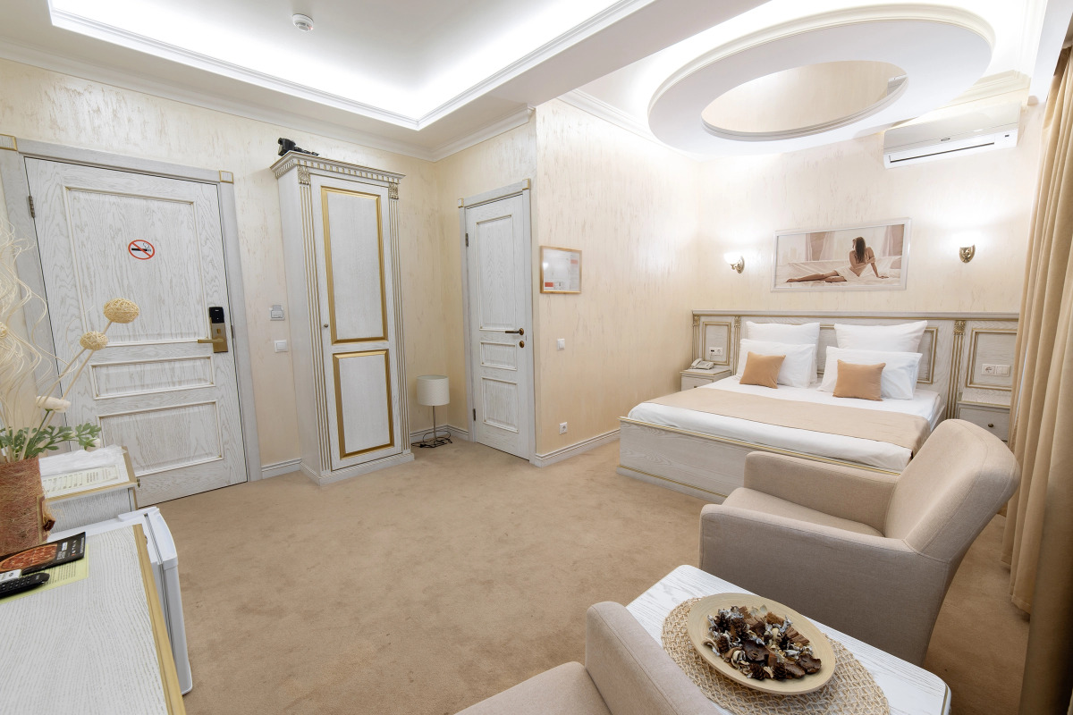 Отель Инвайт