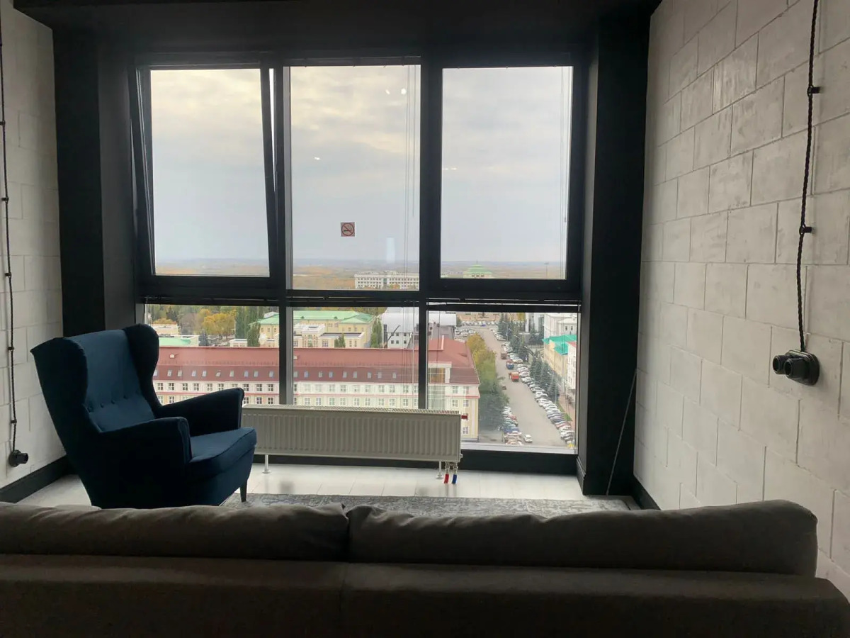 Апартаменты 1503 Верхнеторговая площадь 4