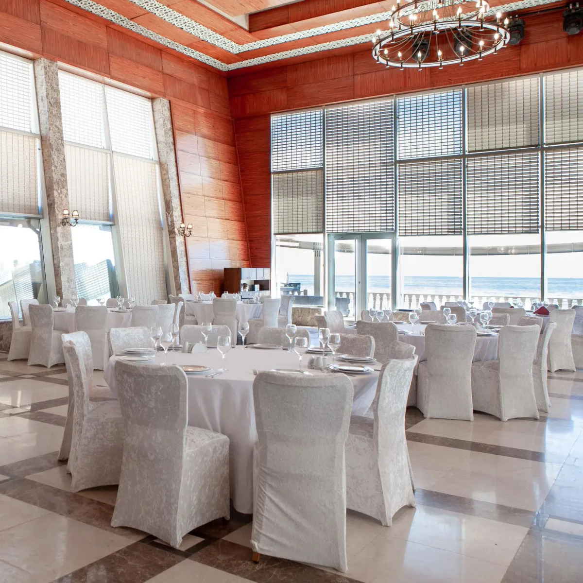 Отель Ramada Baku