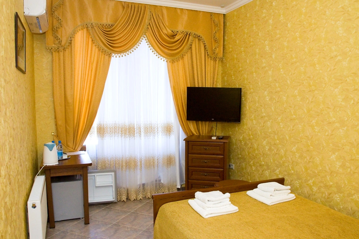 Отель California