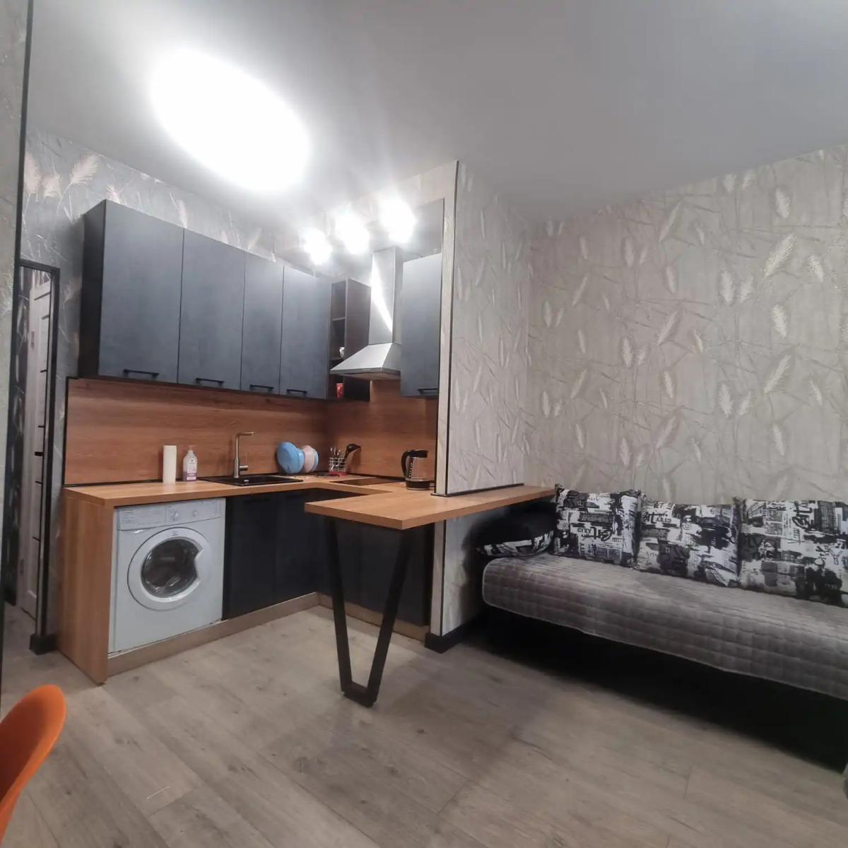 Квартира Уютная студия с евроремонтом у метро