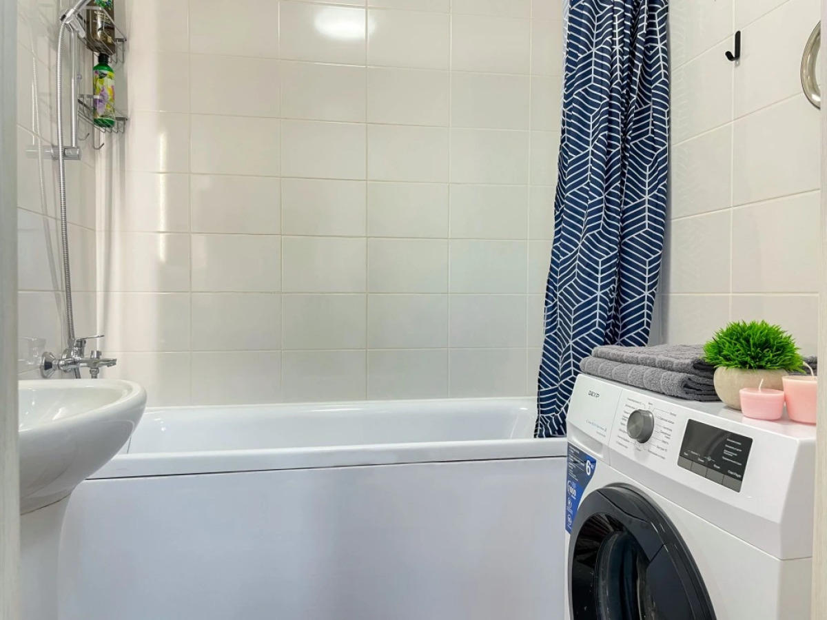 Апартаменты Sunny Days Apartment Оранж Парк 13