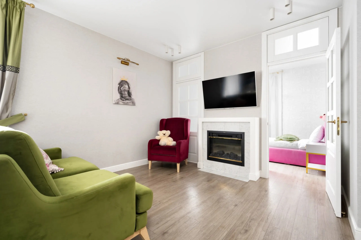 Квартира Трехкомнатная студия в ЖК Сосновый Бор