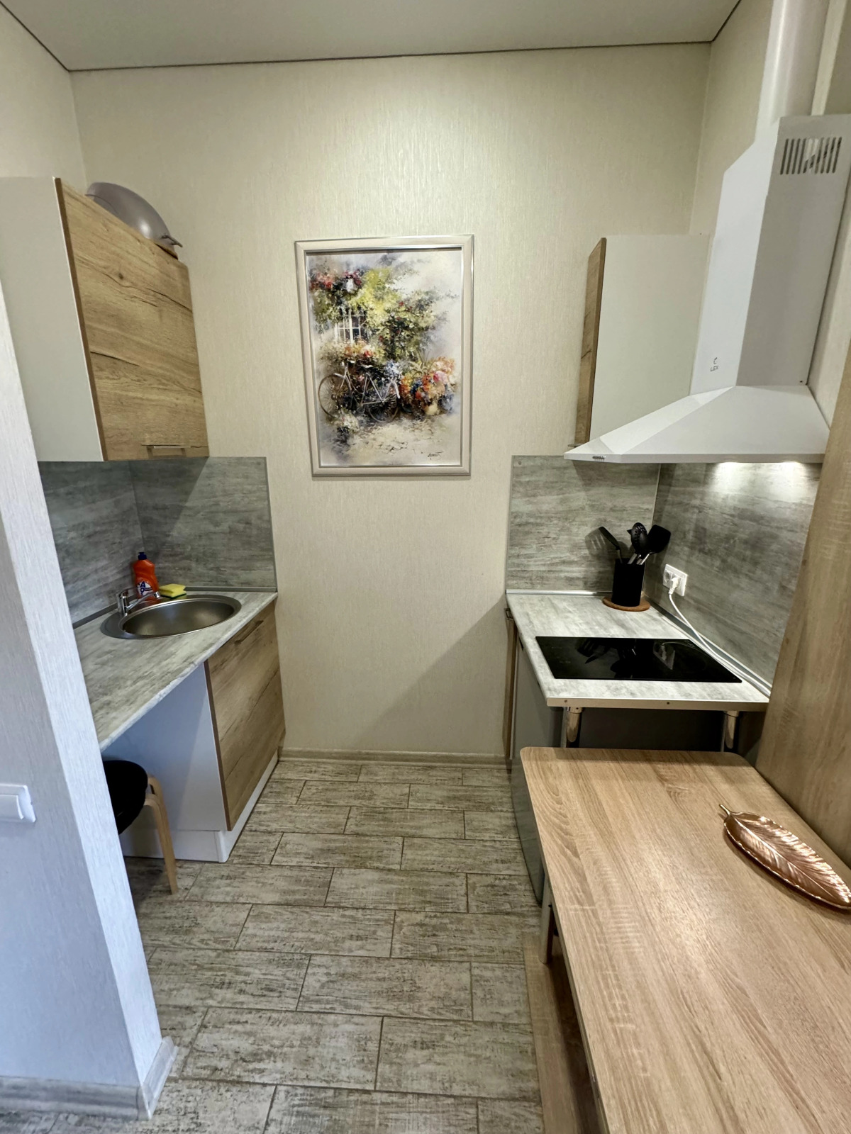 Квартира Студия с балконом напротив ТЦ Горки Город