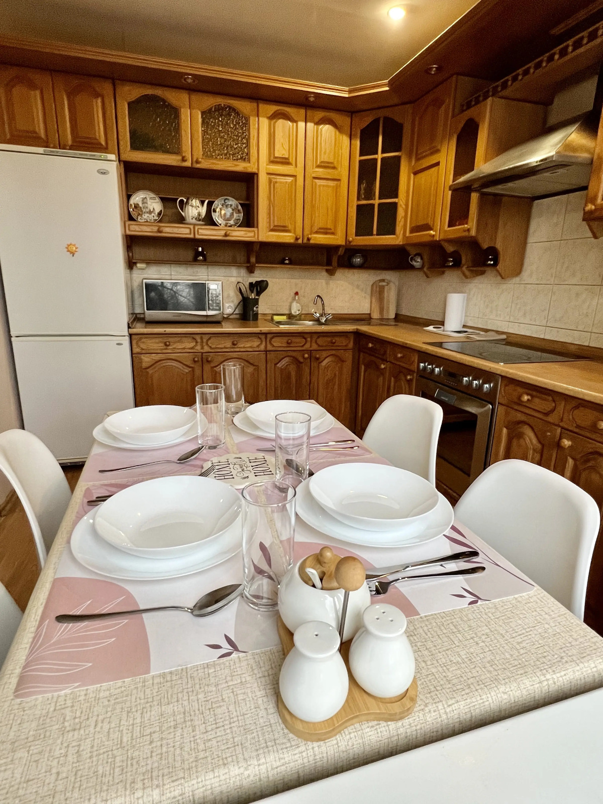 Апартаменты AmaFlat Просторная Квартира в Центре с Видом на Стелу