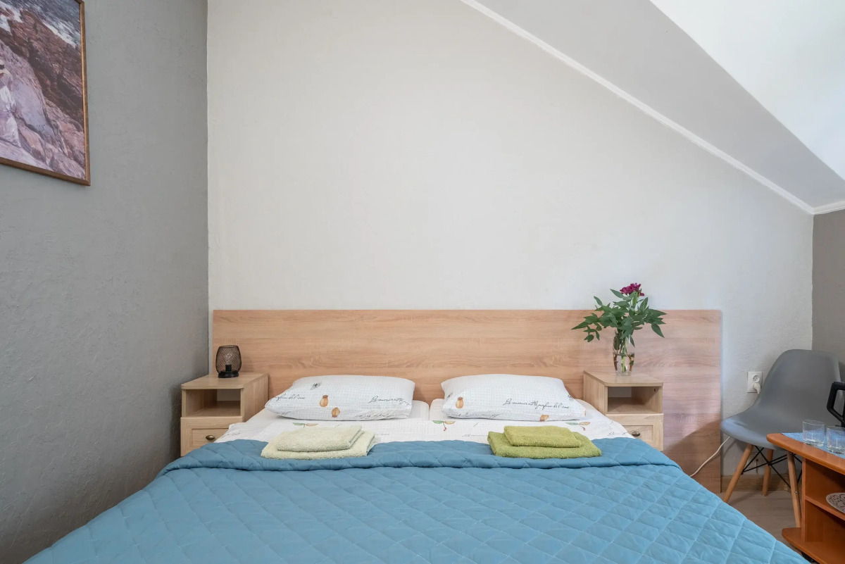 Мебелированные комнаты Азалия Центральный