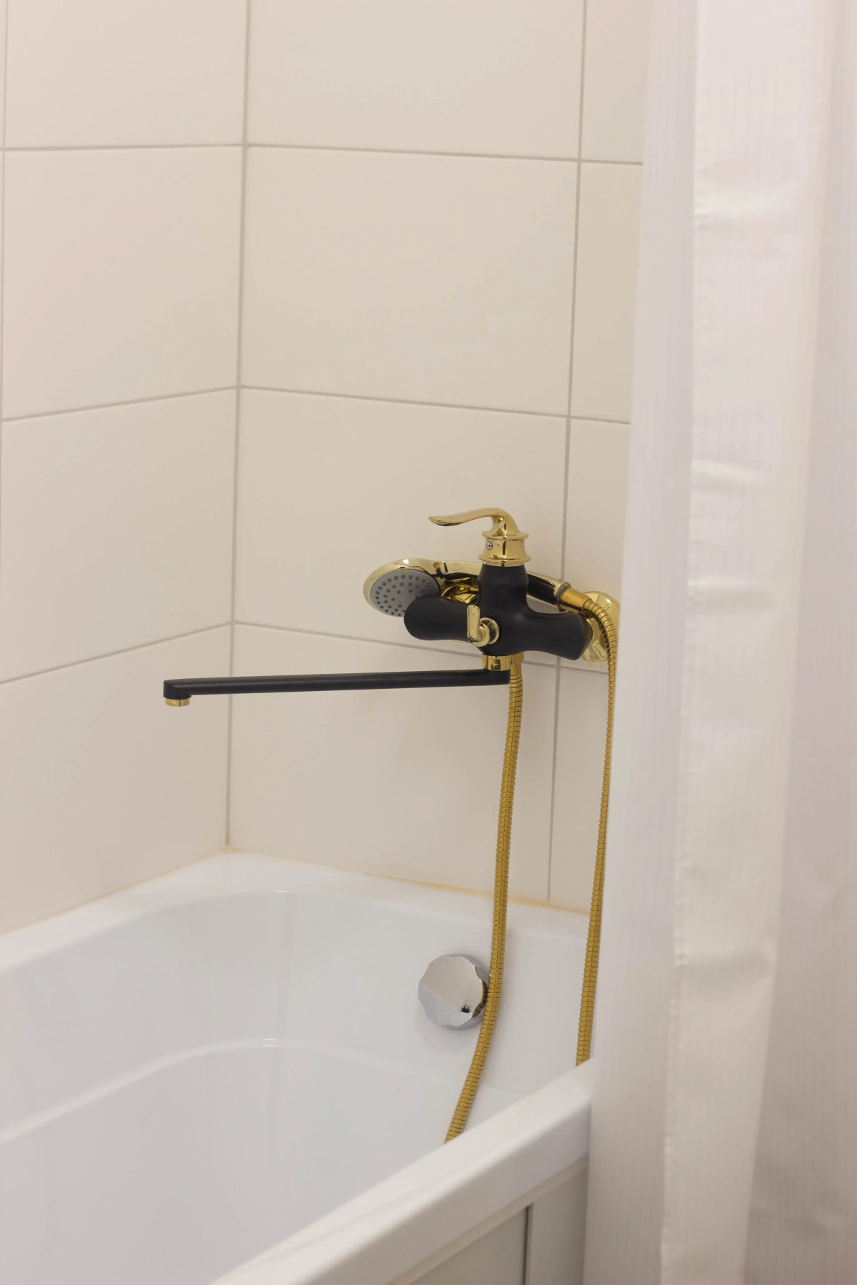 Апартаменты Еsenia Home - White Horce