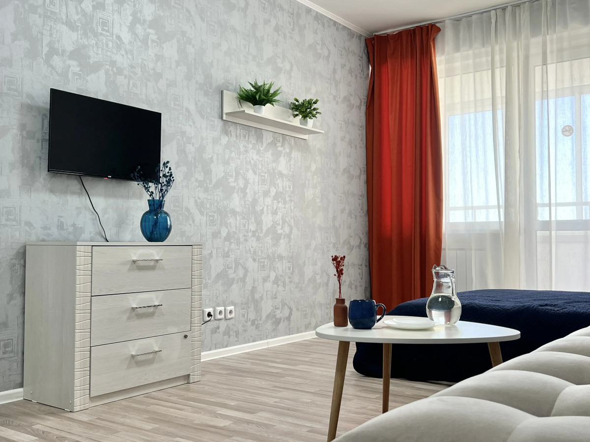 Апартаменты Просторная 1 комнатная квартира