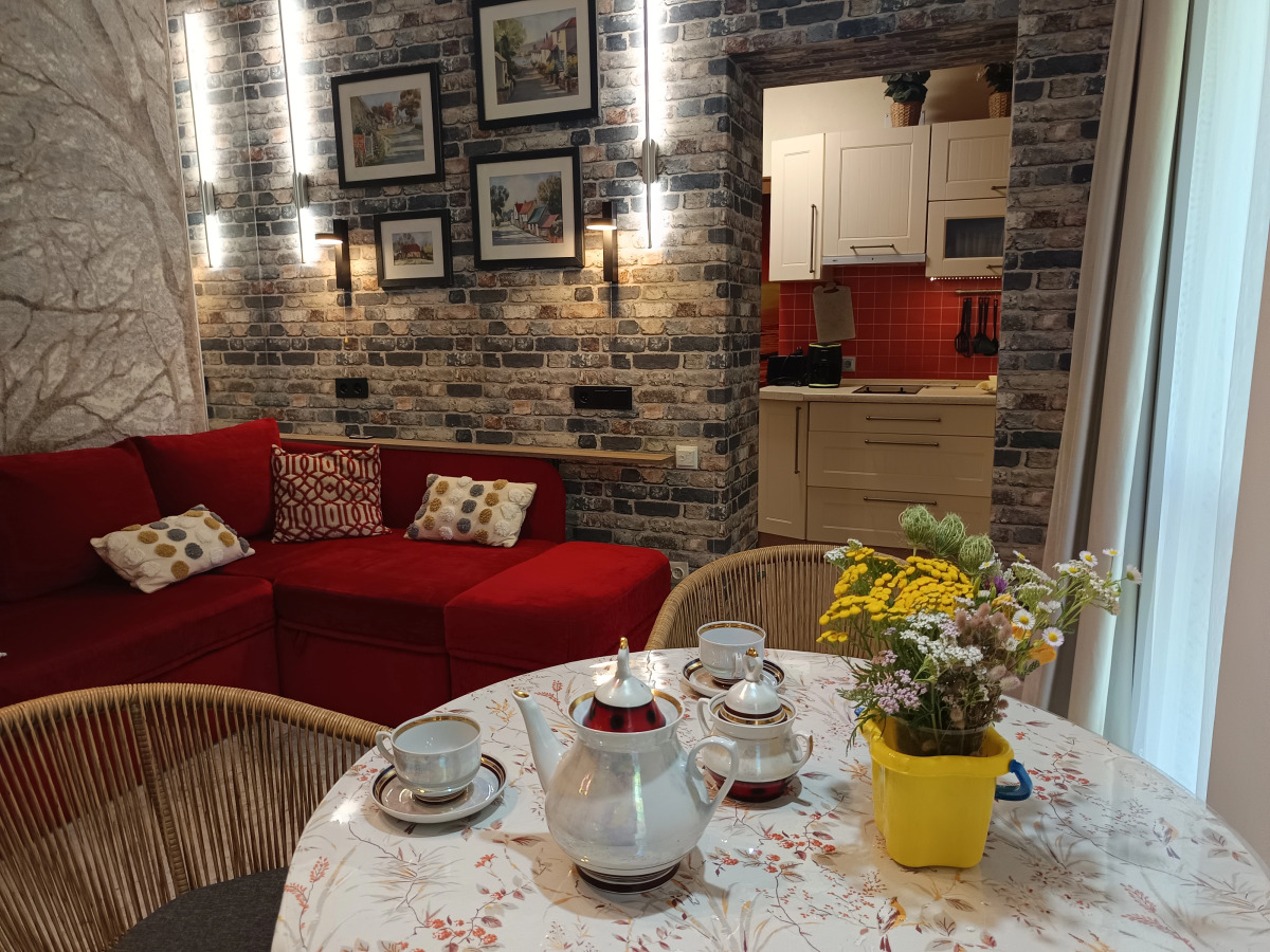 Апартаменты Студия Red в Центре Рядом с Янтарь-Холлом