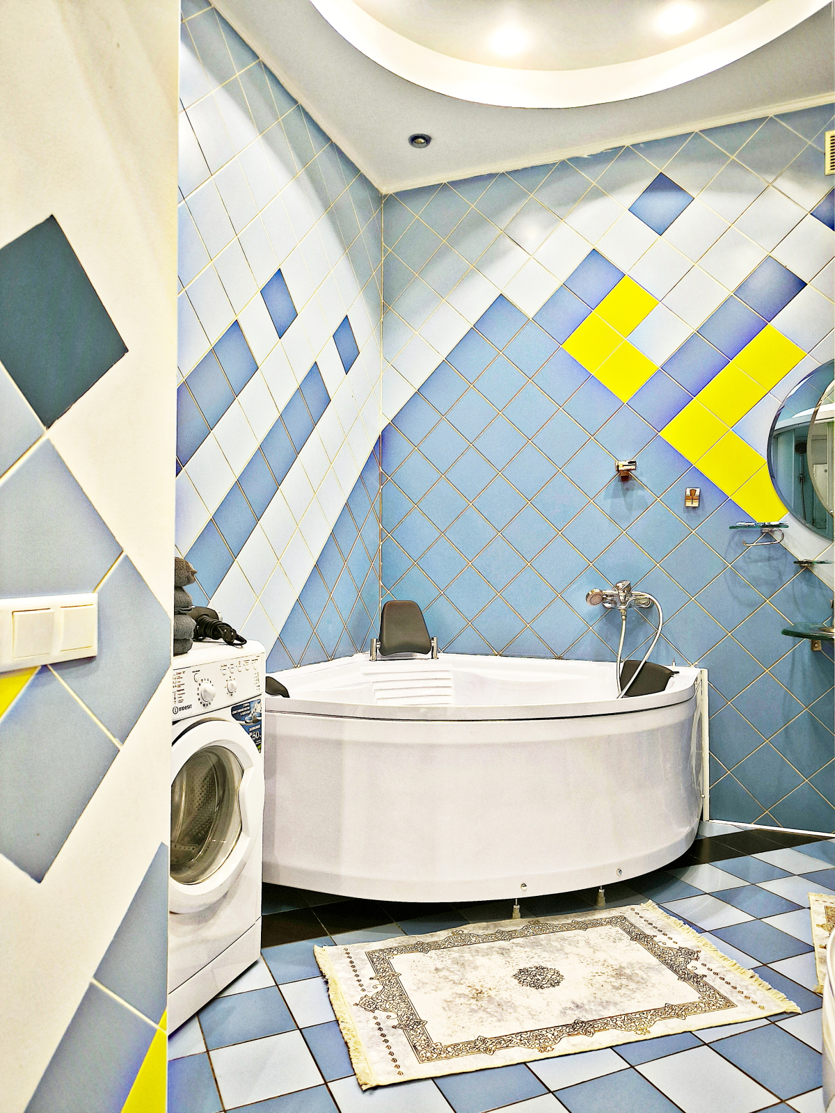 Апартаменты Центр Легендарный Дом под Шпилем | Огромная Трёшка