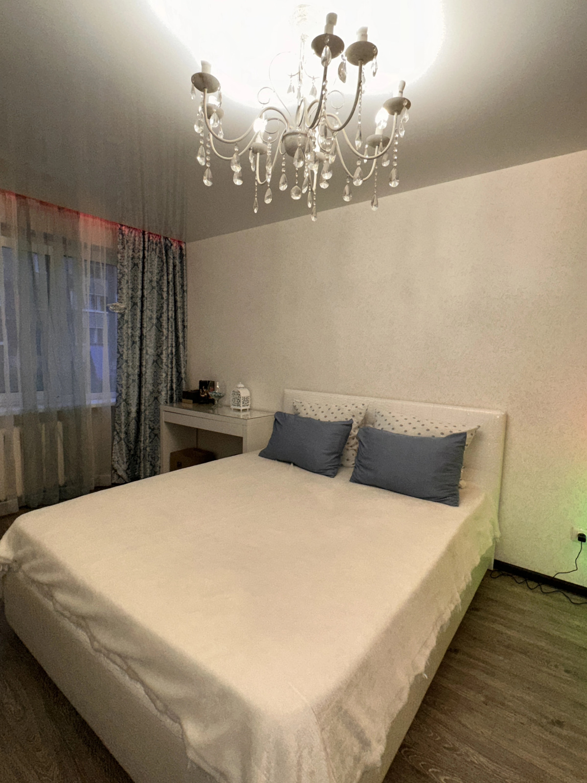 Апартаменты Большие Апартаменты с 3 спальнями на пр Ленина