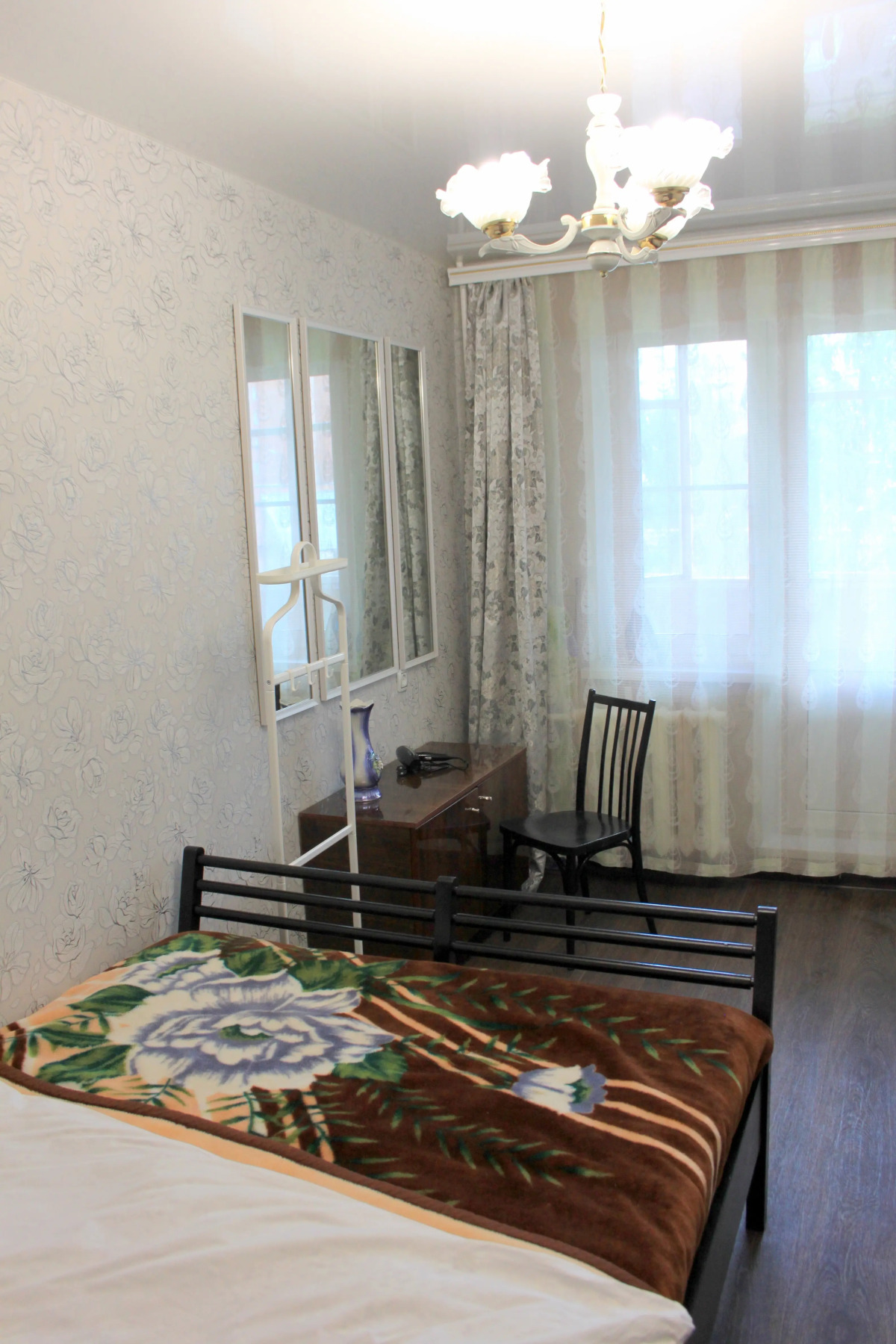 Апартамент Your Home