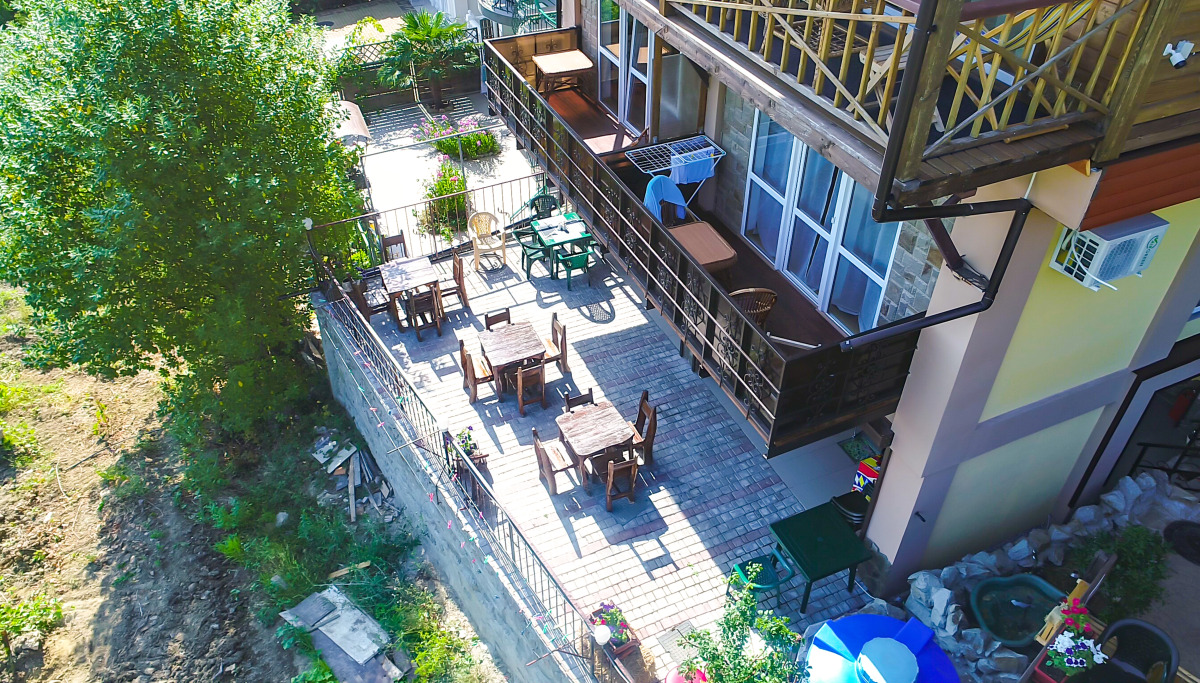 Отель Виола