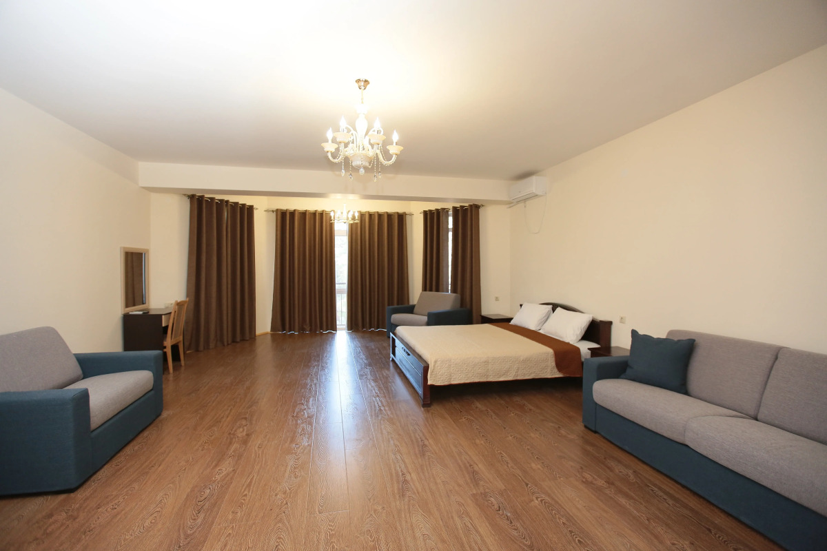 Отель Киараз Арена