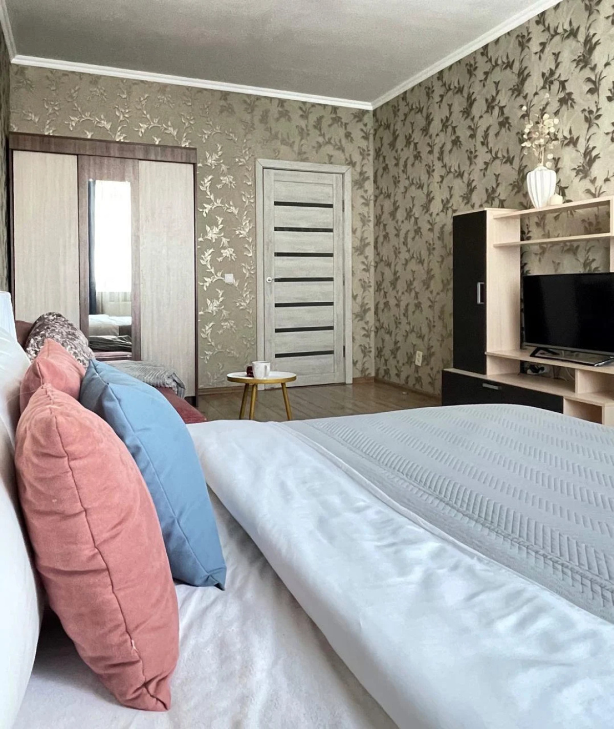 Апартаменты Апрель на Чапаева 59