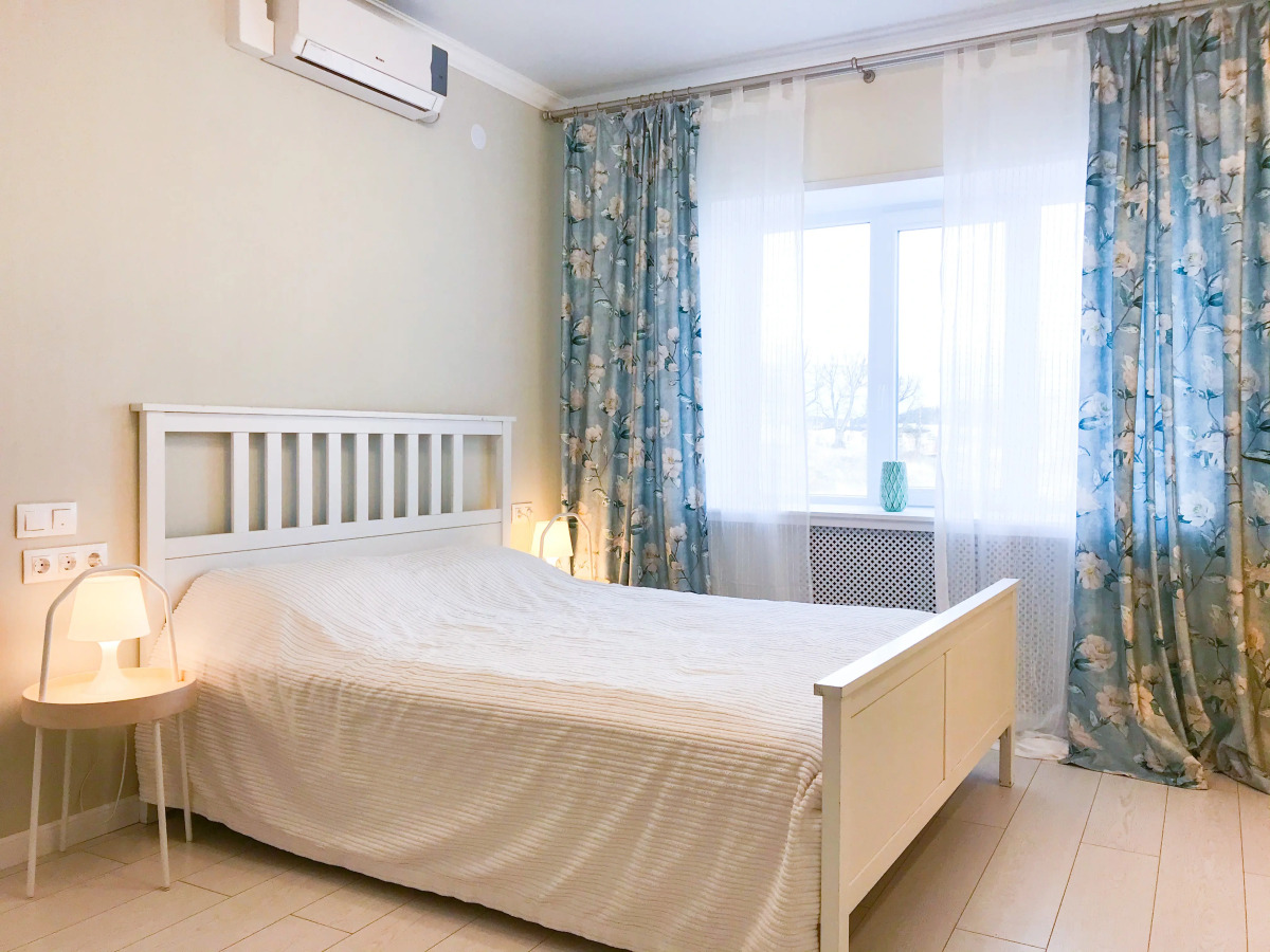 Апартаменты Светлая квартира на берегу залива