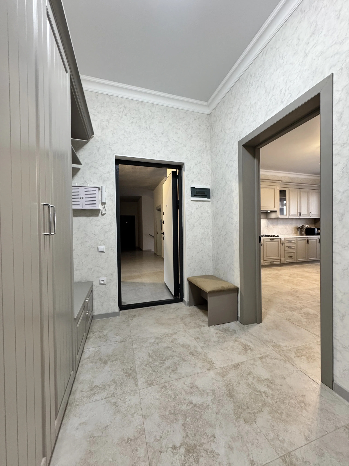 Квартира Двухкомнатная в центре у парка