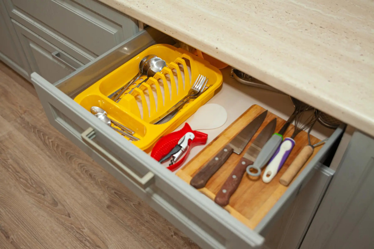 Апартаменты однокомнатные (137) Серебровская 91