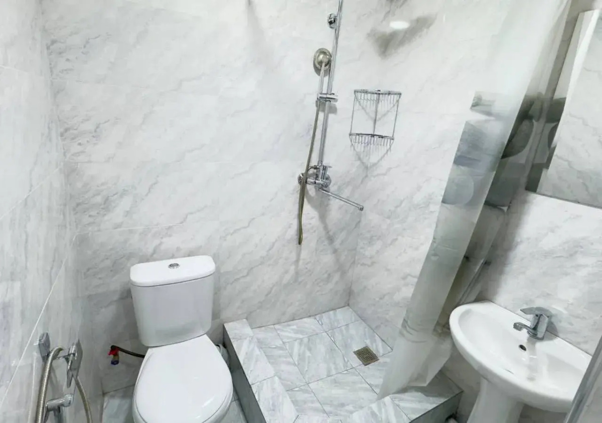 Хостел Parvona