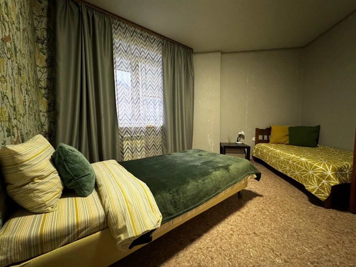 Квартира Двухкомнатная на Фрунзе 29 у ГУОР Локомотив