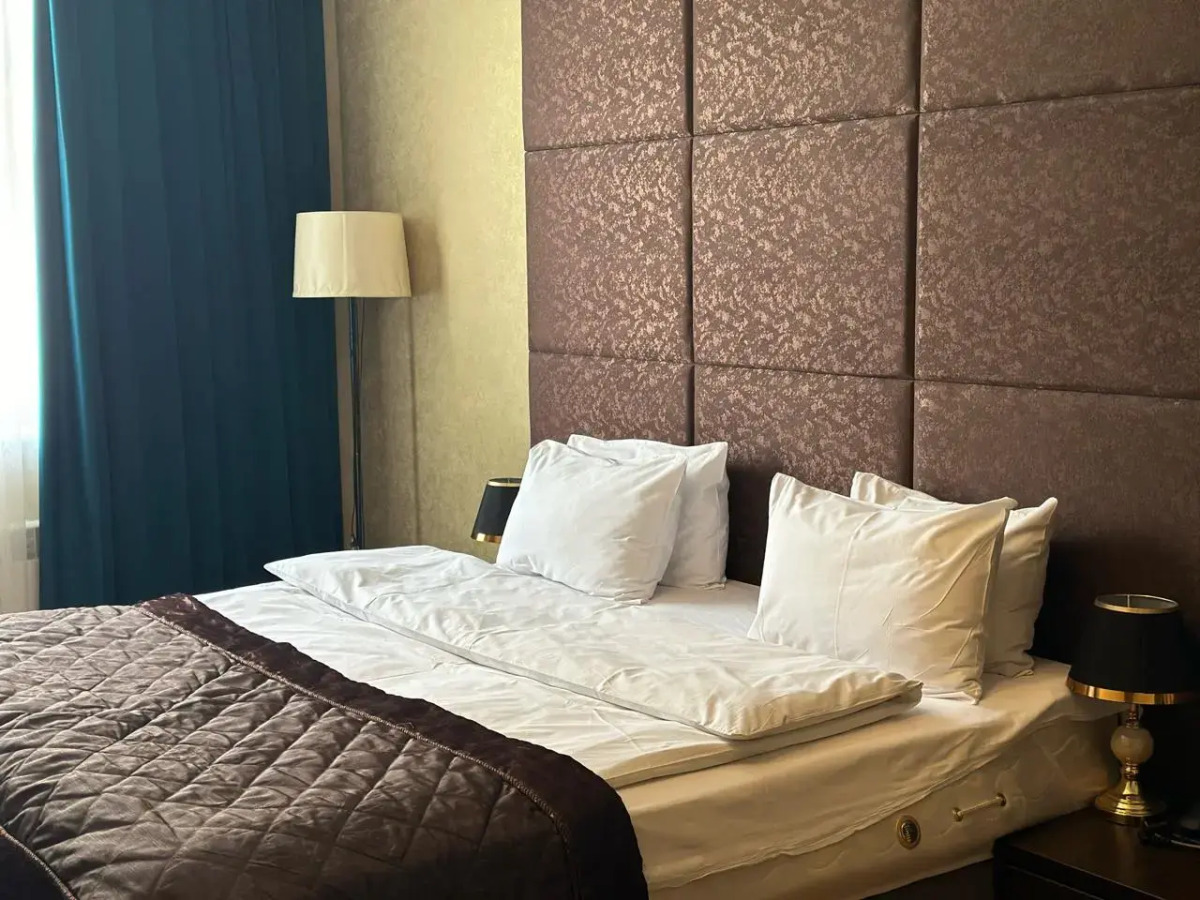 Отель Grand Mirror