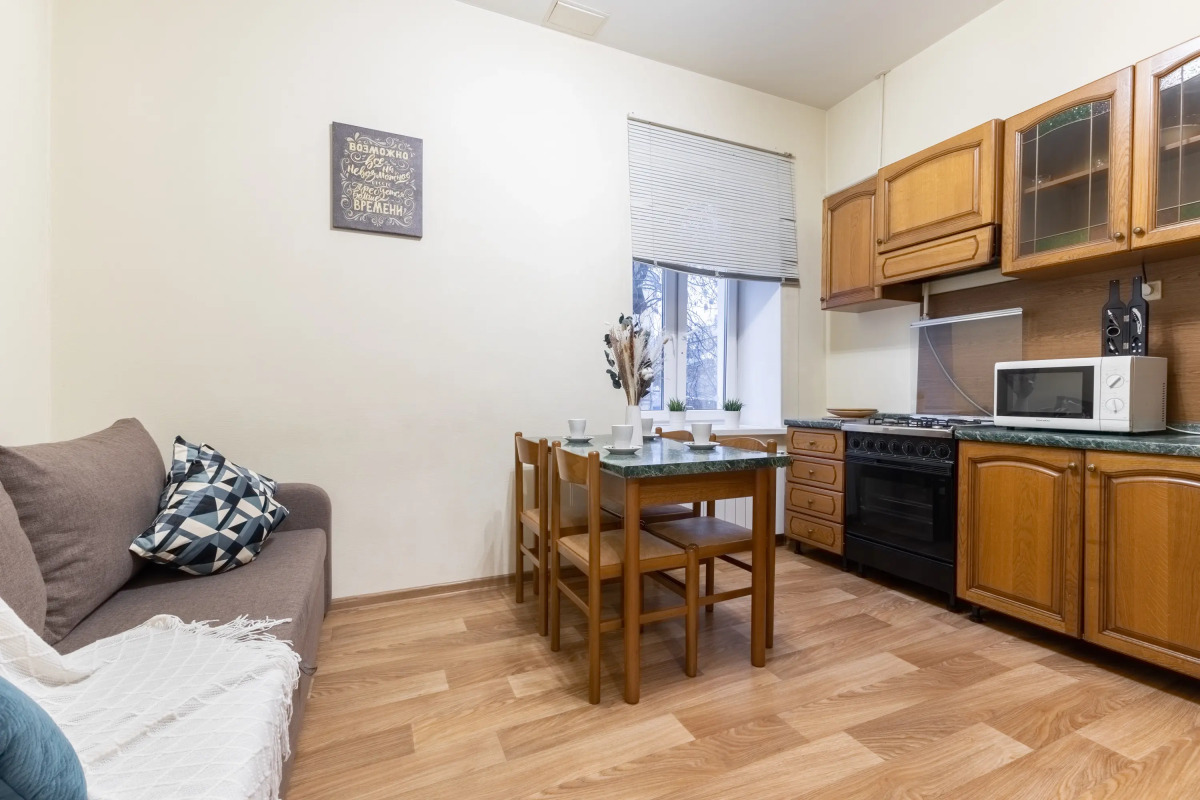 Апартаменты Comfort Home на 10 гостей на Карла Маркса 39