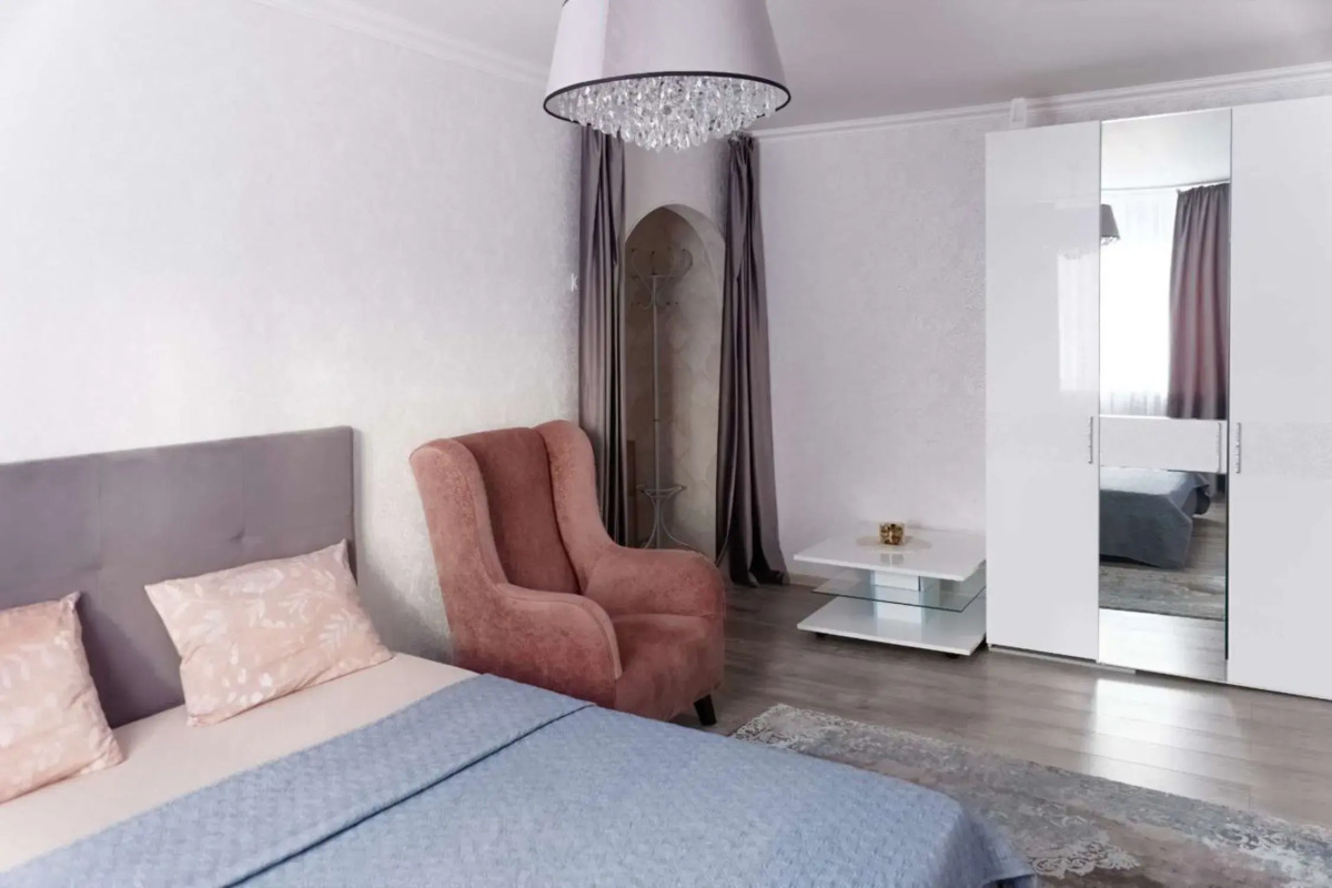 Апартаменты на проспекте Мира 151А