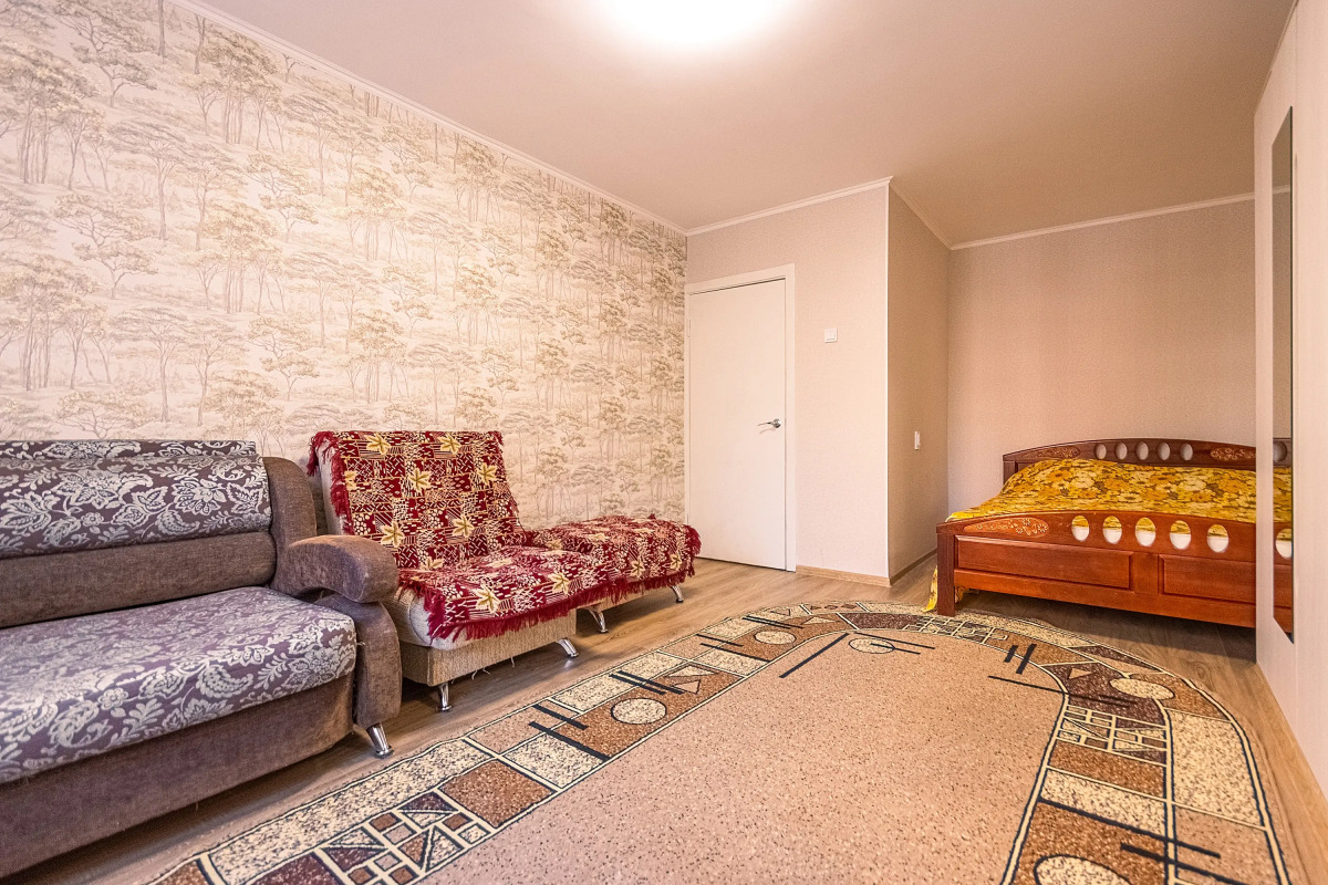 Квартира на Максима Горького 1