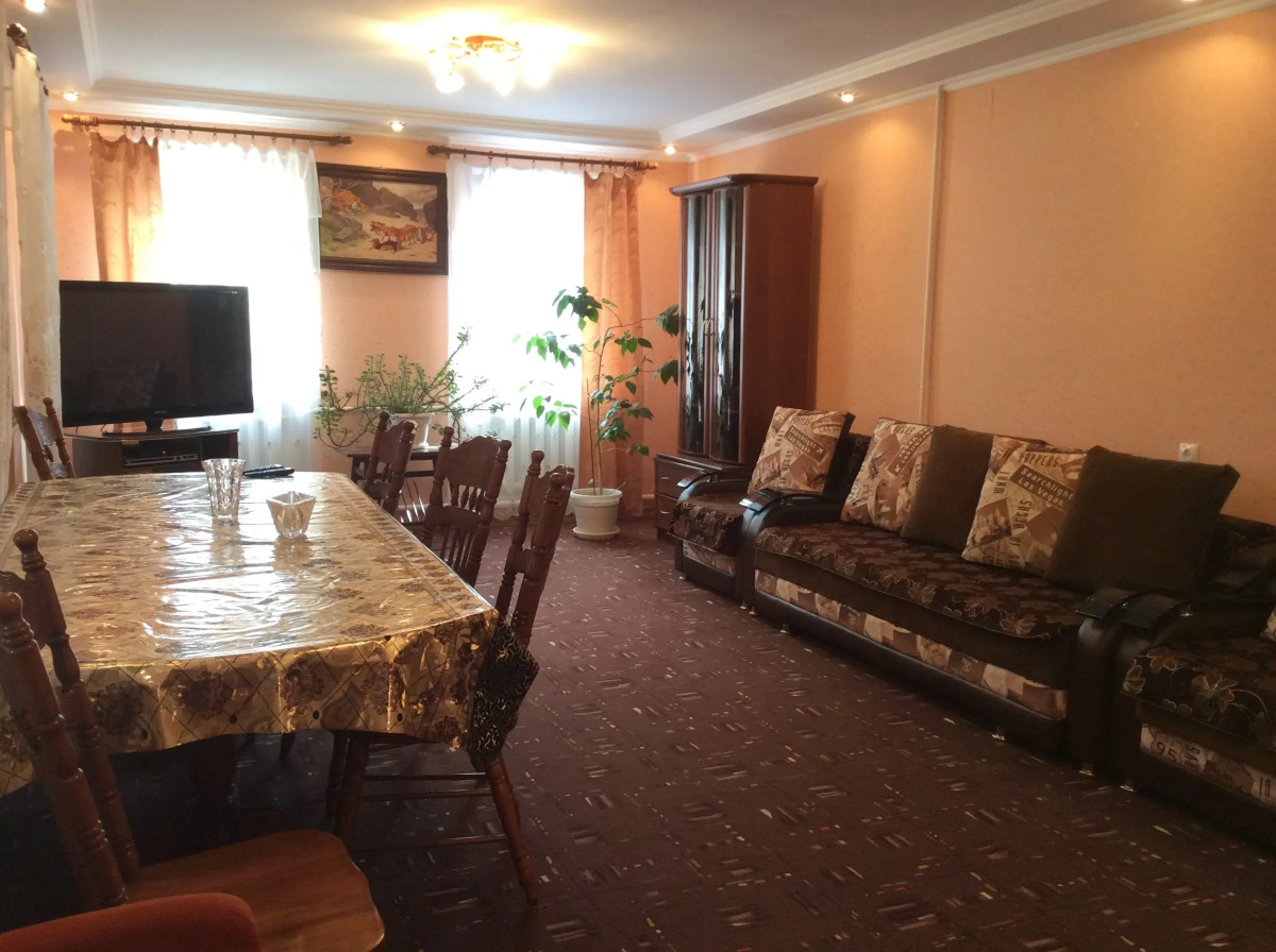 Гостевой Дом Holiday Home