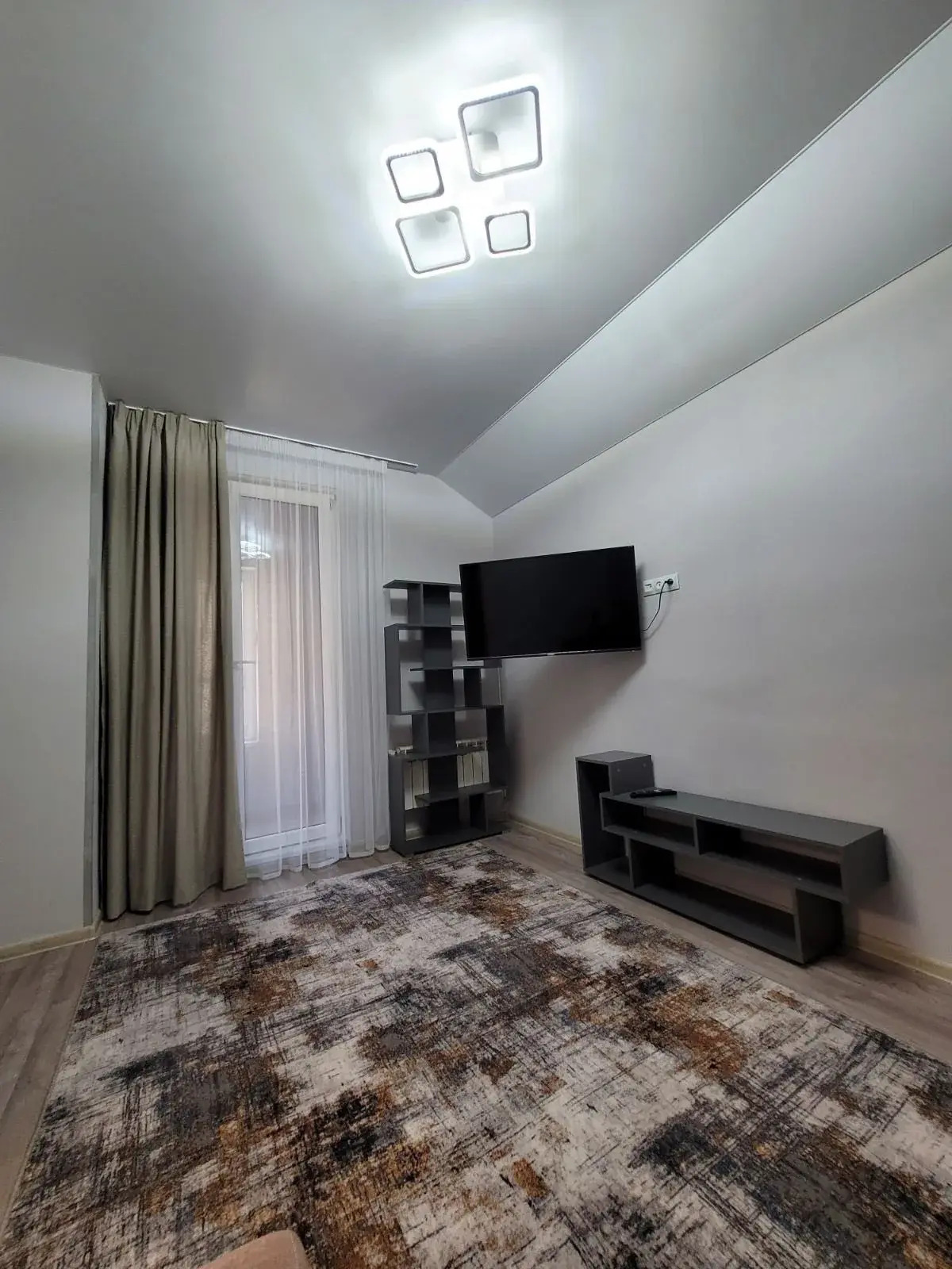 Апартаменты Двухуровневые апартаменты около музея ангелов