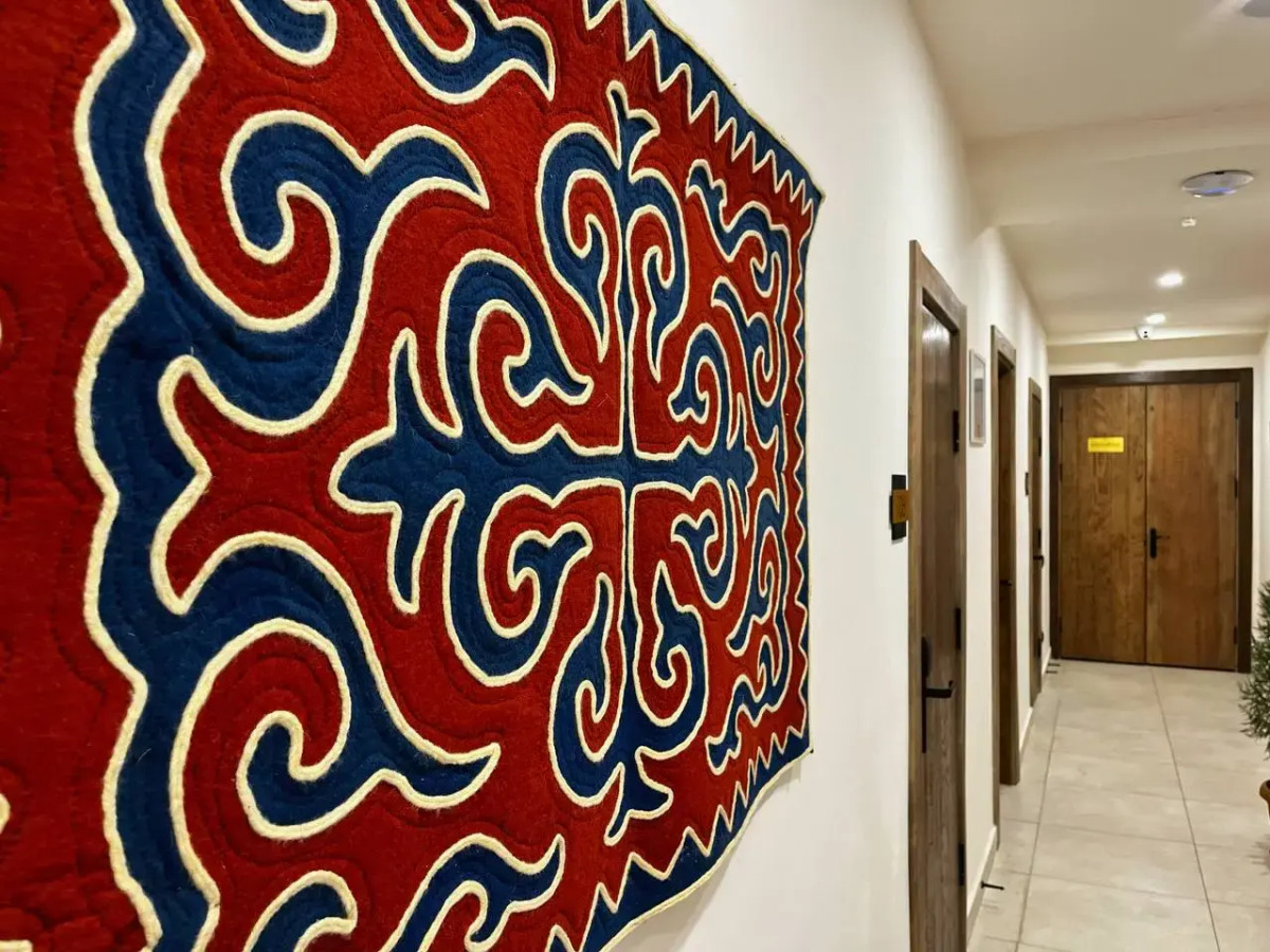 Отель Акжола