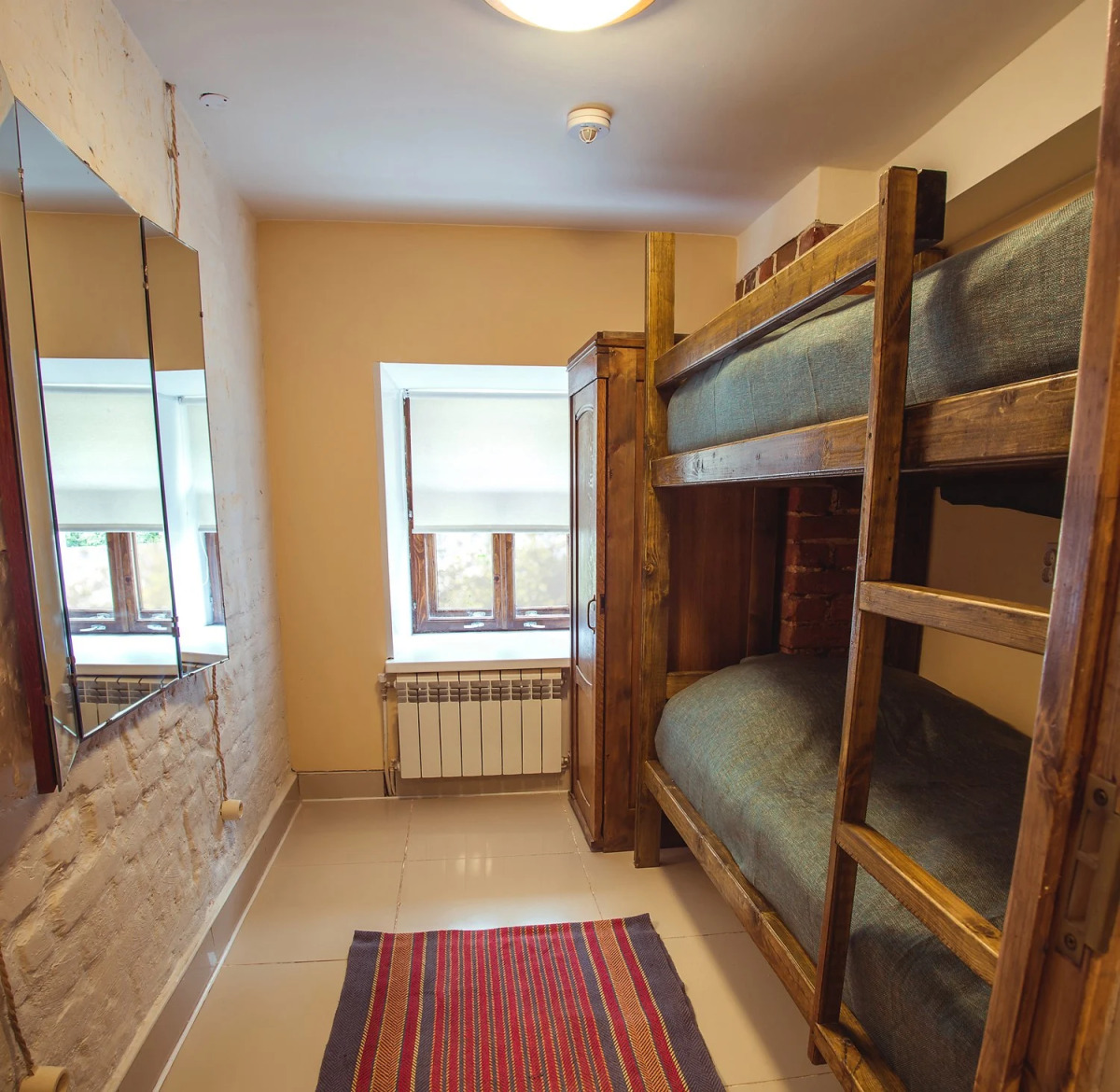 Хостел ЯсенПень